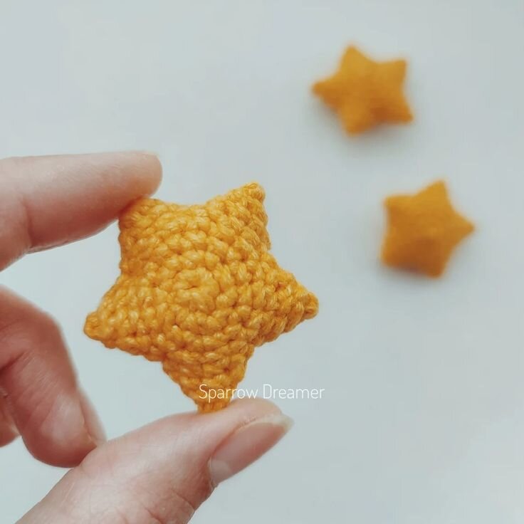 Petite étoile jaune